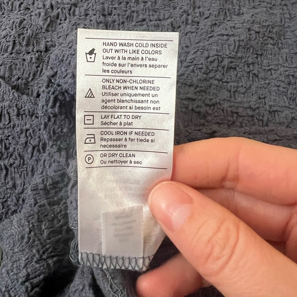 Vince Smocked Long Sleeve Button Front Top in Steel Blue— Womens Medium - Picture 9 of 11